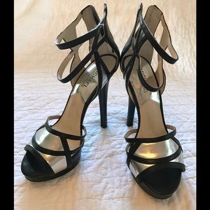 Michael Kors Jaida Black Silver Heels Sz 7.5